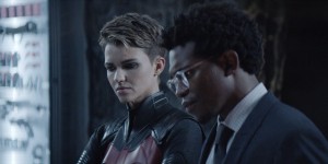 Бэтвумен 1 сезон 6 серия