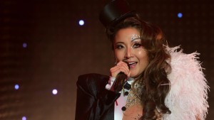 Эмили в Париже 2 сезон 1 серия